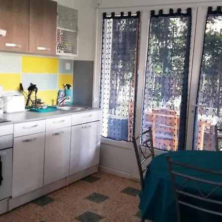 Le Cigalon Apartment *